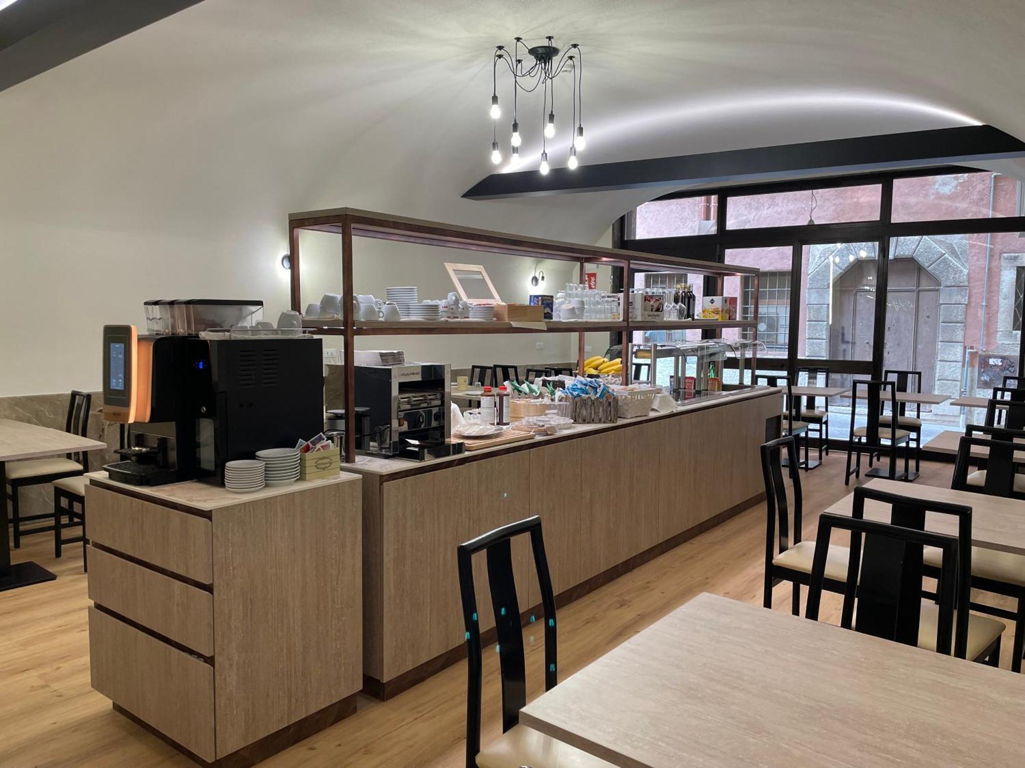 Hotel Central Giacomini Salò Kültér fotó