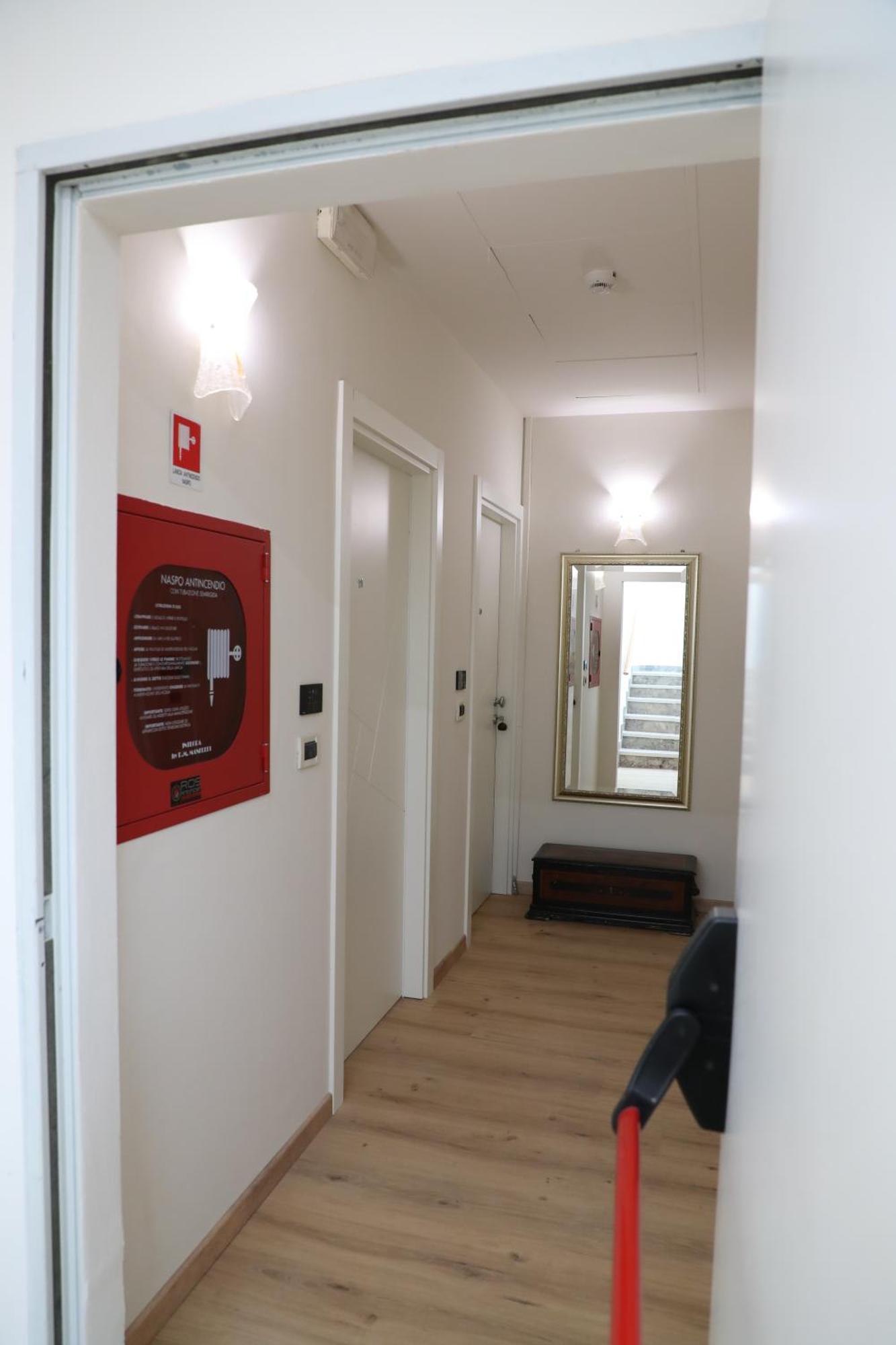 Hotel Central Giacomini Salò Kültér fotó