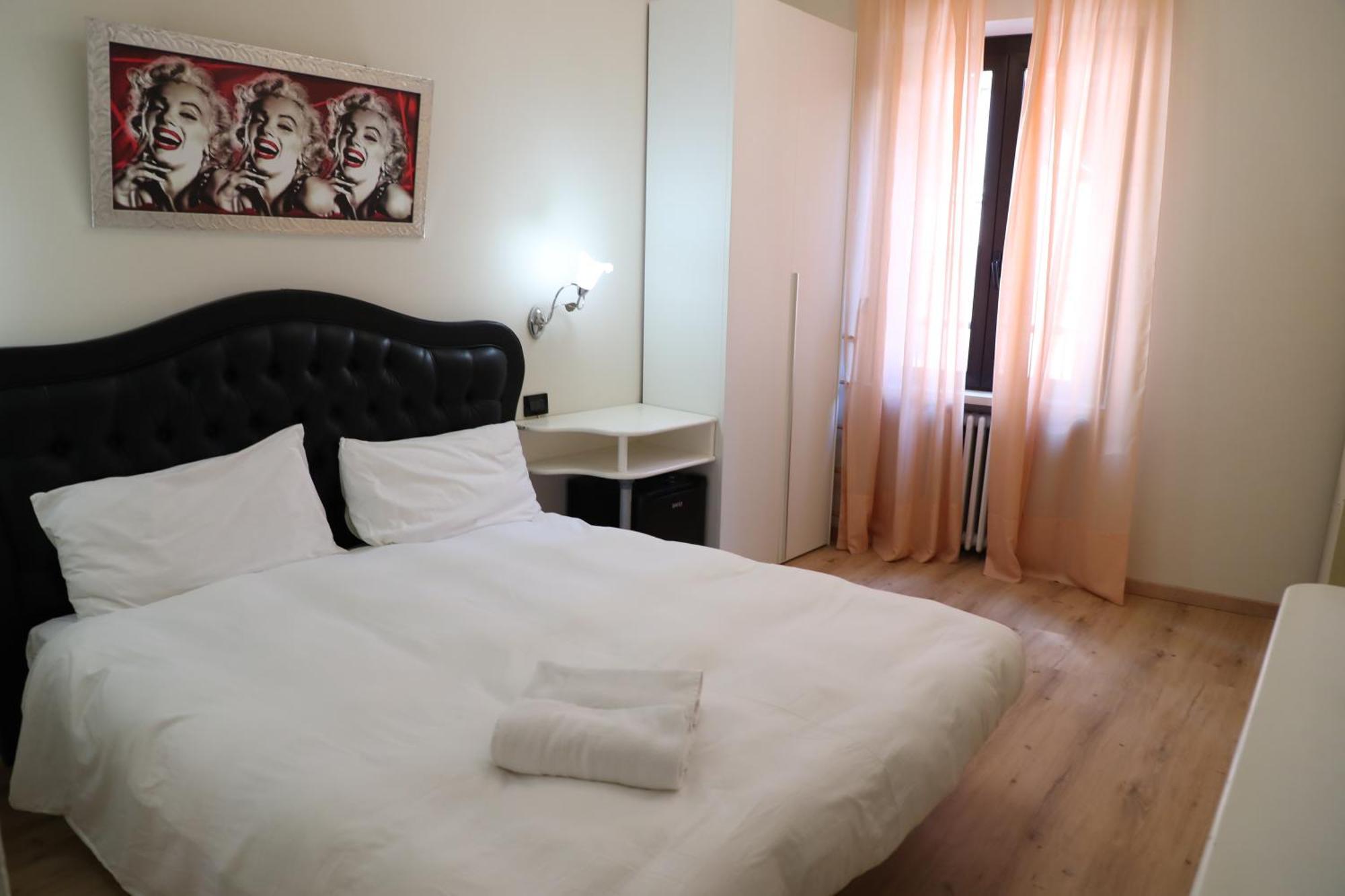 Hotel Central Giacomini Salò Kültér fotó