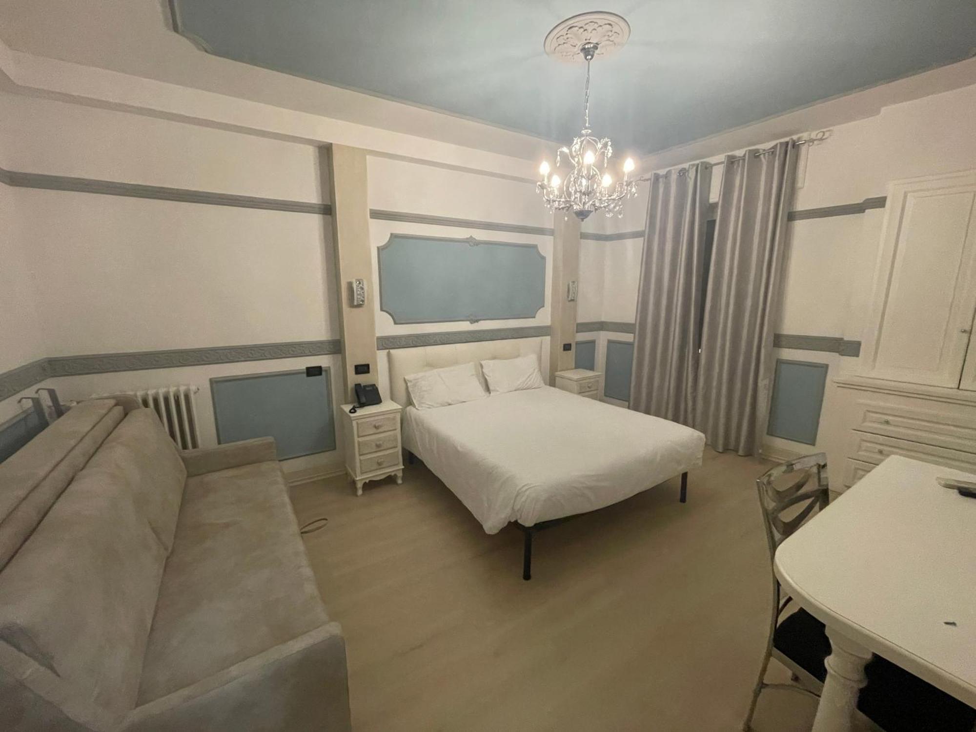 Hotel Central Giacomini Salò Kültér fotó